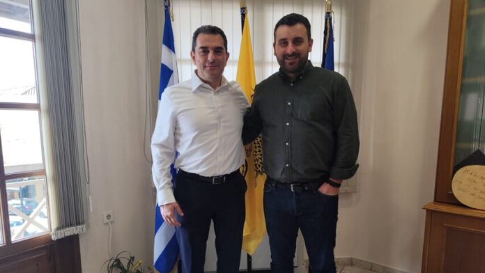 “Ο Βουλευτής Τρικάλων Κ. Σκρέκας επισκέπτεται το Δημαρχείο Μετεώρων”