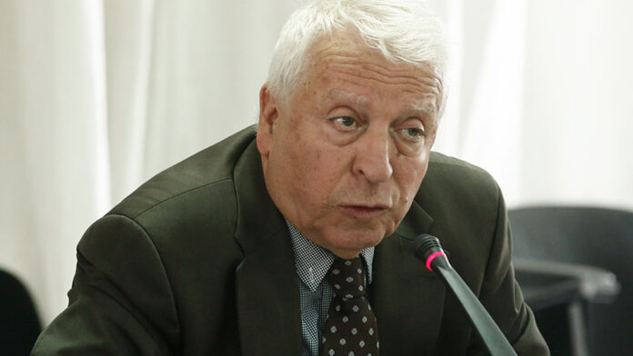 Β. Αιγαίο: Προβληματισμός Κ. Μουτζούρη για τη συρρίκνωση του πληθυσμού