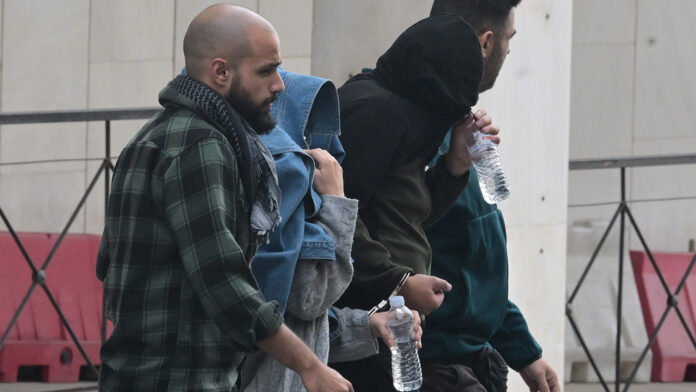 Αποφυλακίζονται υπό όρους 11 κατηγορούμενοι για τις παράνομες επιδοτήσεις του ΟΠΕΚΕΠΕ