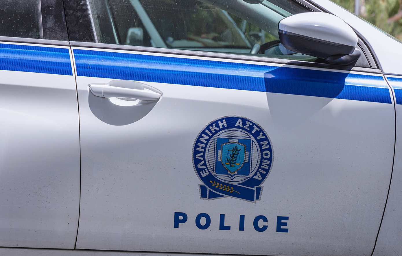 Σύλληψη 70χρονου στη Χαλκιδική – Ανακαλύφθηκαν στο σπίτι του κάνναβη και βυζαντινή πήλινη οινοχόη