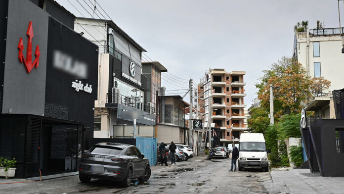 “Η μυστική σύγκρουση πριν τη δολοφονία του 37χρονου έξω από κλαμπ στο Μπουρνάζι – Γνωστός στην ΕΛ.ΑΣ. ο ύποπτος”
