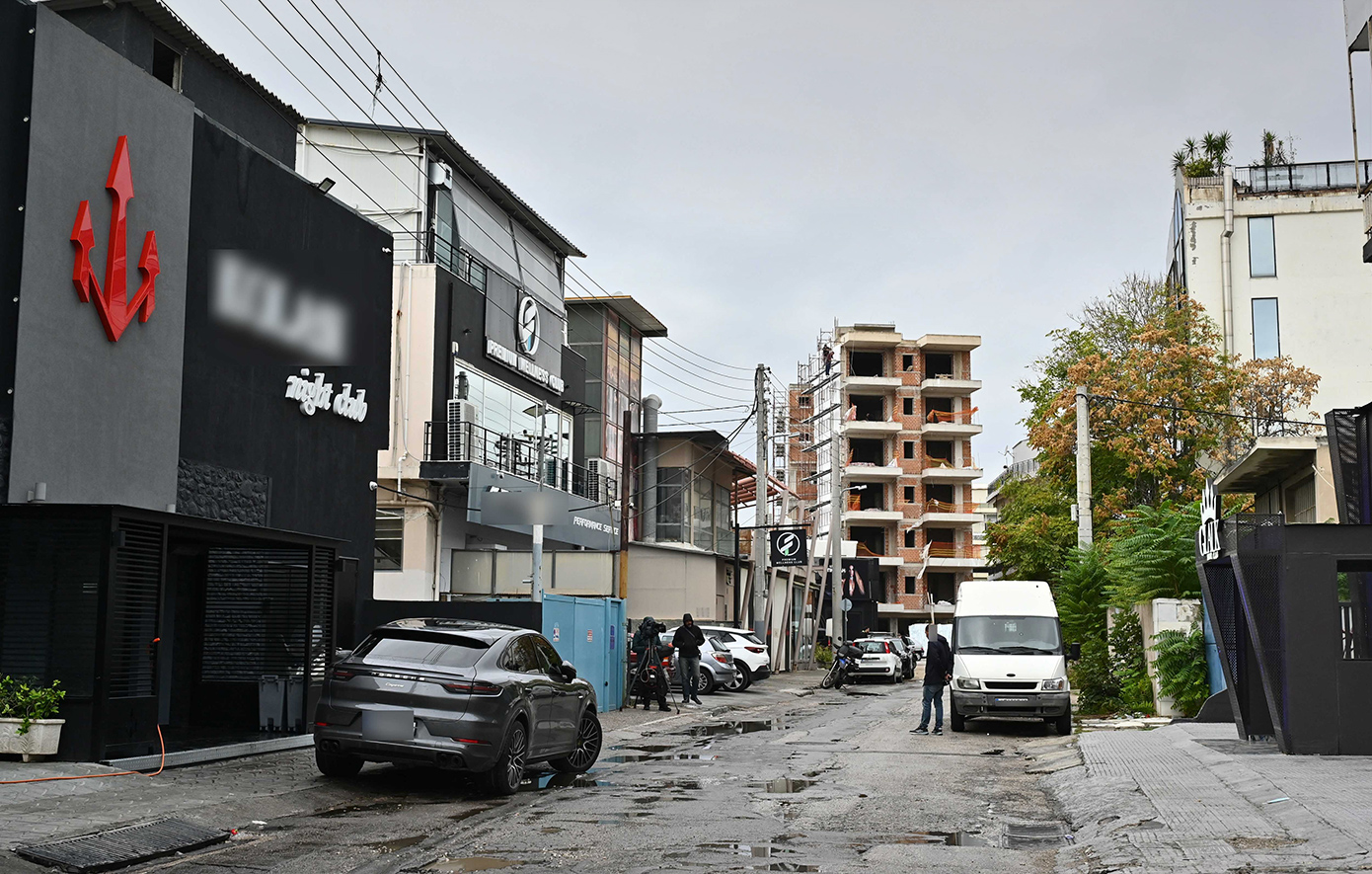 “Η μυστική σύγκρουση πριν τη δολοφονία του 37χρονου έξω από κλαμπ στο Μπουρνάζι – Γνωστός στην ΕΛ.ΑΣ. ο ύποπτος”