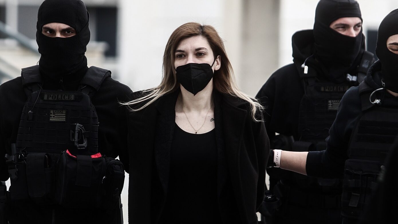 Η Ρούλα Πισπιρίγκου διαγνώστηκε με ερυθηματώδη λύκο – «Υποφέρει από έντονους πόνους, έχει χάσει περισσότερα από 30 κιλά»
