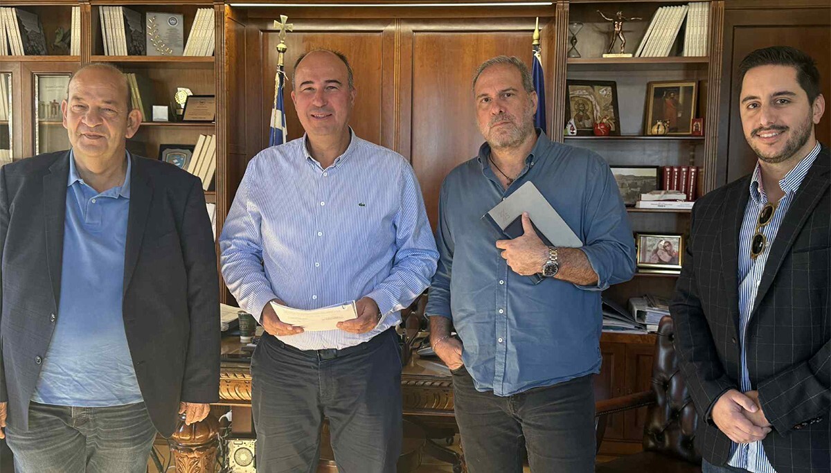 Συμφωνία για αναβάθμιση οδικής ασφάλειας στην ΠΕ Κορινθίας, 800.000 ευρώ