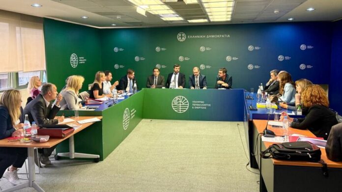 Περιφέρεια Στερεάς Ελλάδας: Συνάντηση στο ΥΠΠΕΝ για υπογειοποίηση καλωδίου στον Μύτικα Χαλκίδας