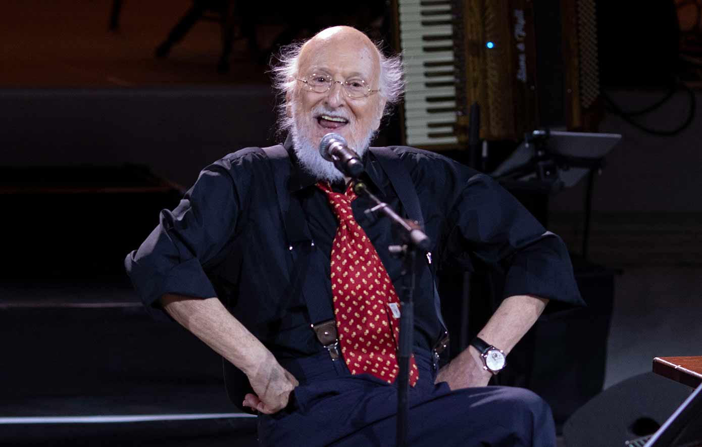 Απεβίωσε ο Διονύσης Σαββόπουλος: Θλίψη για τον εμβληματικό τραγουδοποιό που σημάδεψε γενιές