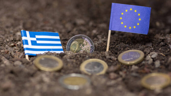 Το δημόσιο χρέος επιστρέφει στα επίπεδα πριν την κρίση το 2026 – Στόχος η μείωση κάτω από 100% του ΑΕΠ έως το 2035