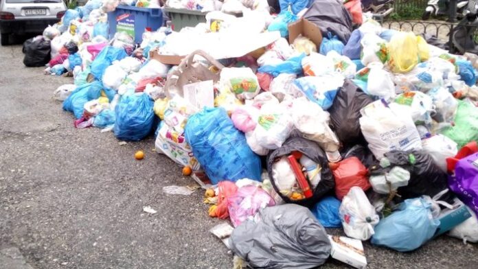 Ανακατεμένα θάβονται τα απορρίμματα της Ν. Κέρκυρας στην Ήπειρο, δηλώνει ο Δήμαρχος Ν. Σκουφά