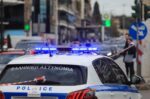 Εξέταση ύποπτου σακιδίου στη Χαριλάου Τρικούπη πλησίον των γραφείων του ΠΑΣΟΚ