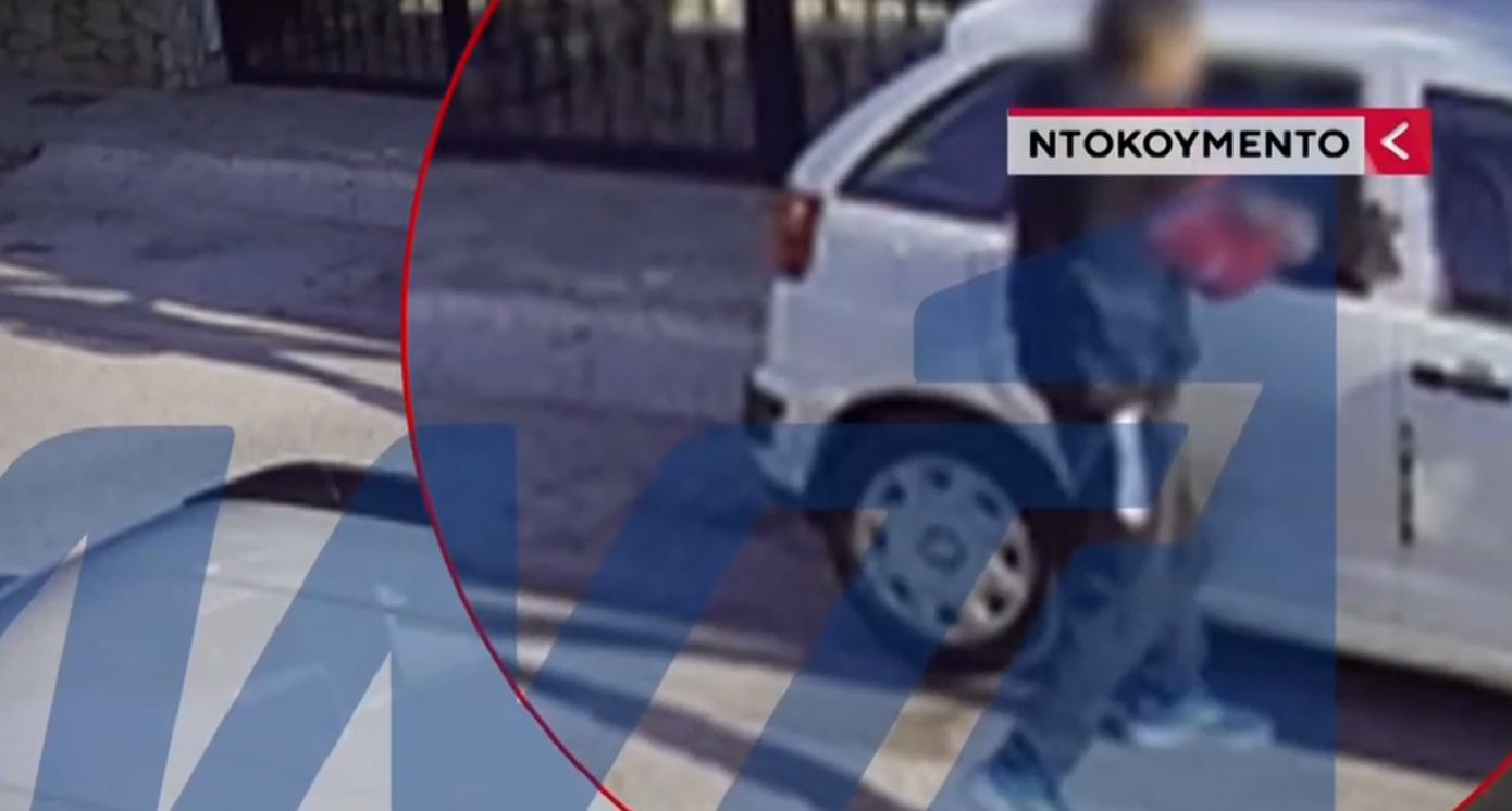 Πανικός στα Βριλήσσια: 45χρονος με τσεκούρι καταστρέφει αυτοκίνητο και οικίες