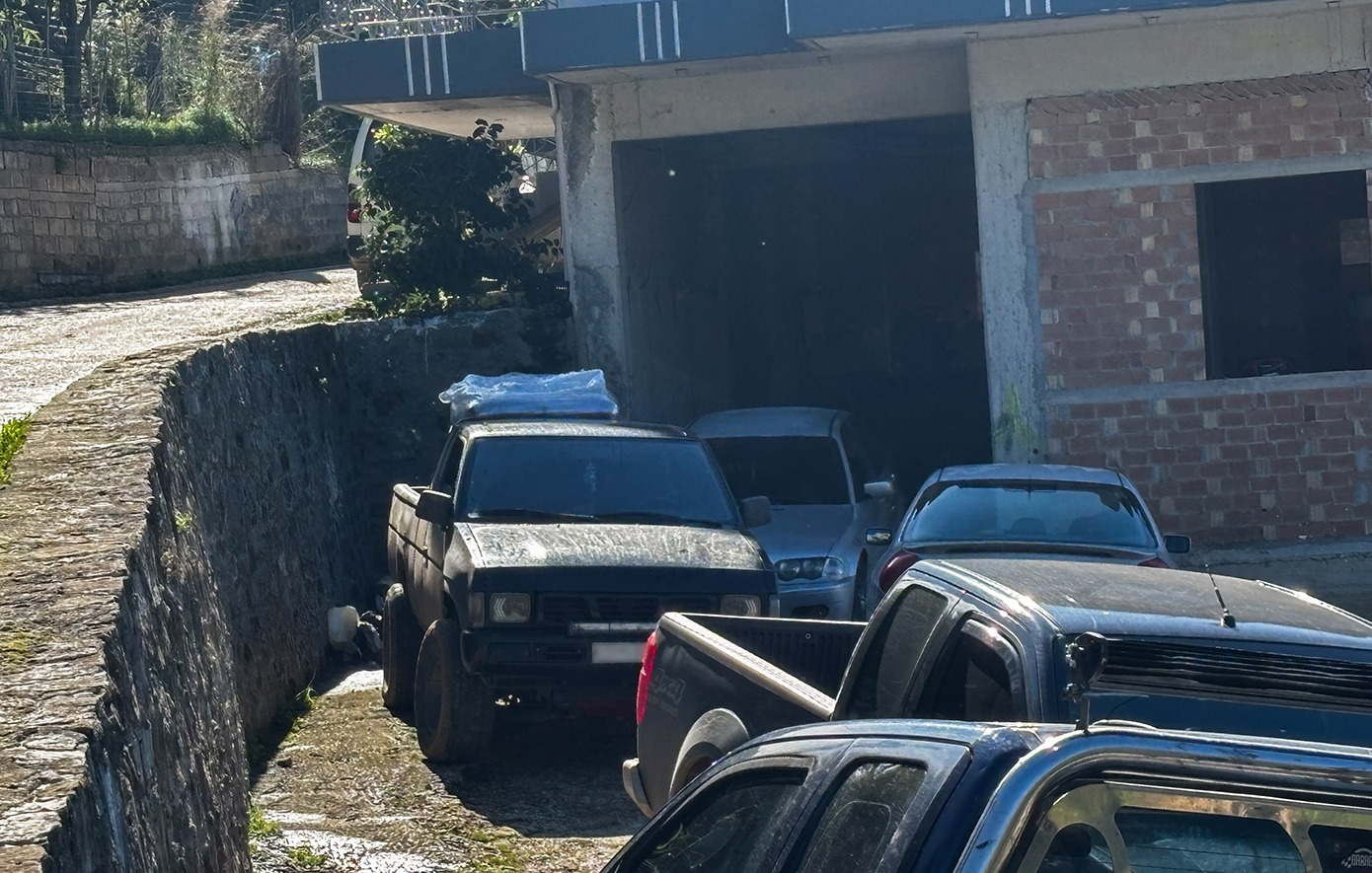 Ανατροπή με τον θάνατο του 3χρονου στην Αχαΐα: Ο θείος του ομολόγησε ότι έπεσαν με γουρούνα από τη μάντρα