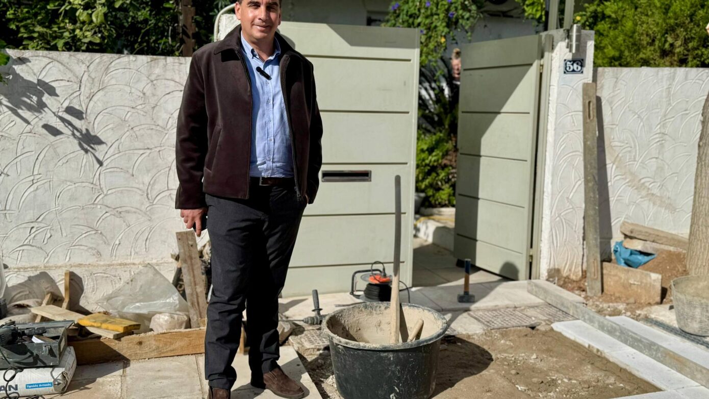 Γ. Κωνσταντάτος: Αναβαθμίζουμε αδιάκοπα τα πεζοδρόμια μας σε κάθε γειτονιά!
