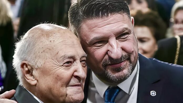 Απεβίωσε ο πατέρας του Νίκου Χαρδαλιά – “Θα είσαι για πάντα η πιο γλυκιά σκιά δίπλα στο κάθε βήμα μου”