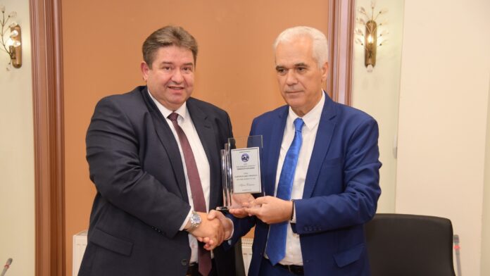 Ο Μιχ. Καραμαλάκης τιμήθηκε στην πατρίδα του, το Σουφλί