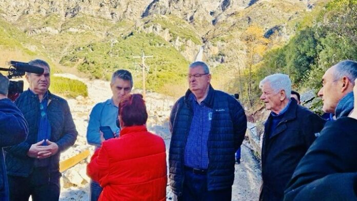 Περιφερειάρχης Ηπείρου: Αγώνας με τα σκαπτικά μηχανήματα… όλοι προσπαθούμε!