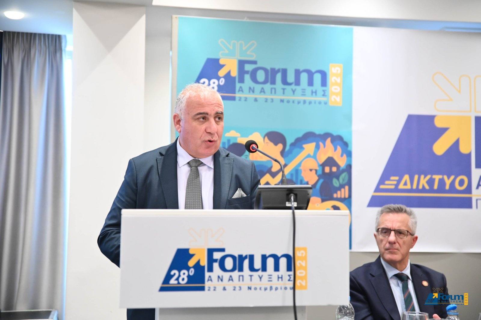 Ο Δήμαρχος Αιγιαλείας παρευρίσκεται στο 28ο Forum Ανάπτυξης, στην Πάτρα