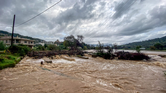 Meteo: Ισχυρές βροχοπτώσεις σε όλη την επικράτεια από Τετάρτη έως Παρασκευή – Πάνω από 200 χιλιοστά στα Τζουμέρκα
