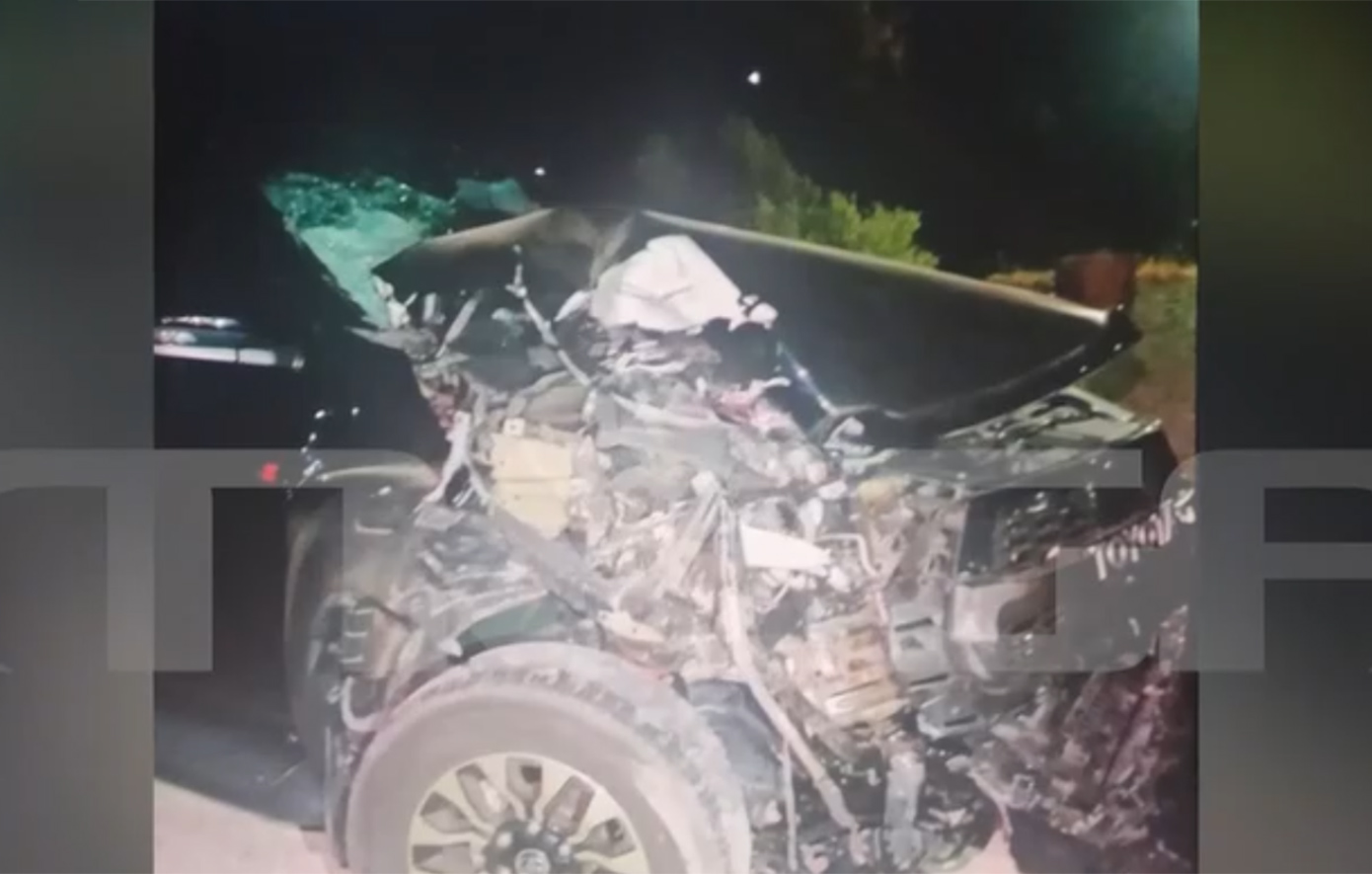 Γάμος με ανήλικη που διαλύθηκε, αναζωπύρωσε τη βεντέτα στα Βορίζια – Φωτογραφία με αυτοκίνητο που πυροβόλησαν μετά από αιματηρό γλέντι