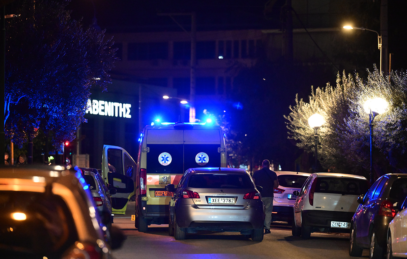 «Ακούσαμε πέντε πυροβολισμούς» – Μαρτυρία για τον Άγιο Δημήτριο, όπου τραυματίστηκαν τρεις αστυνομικοί