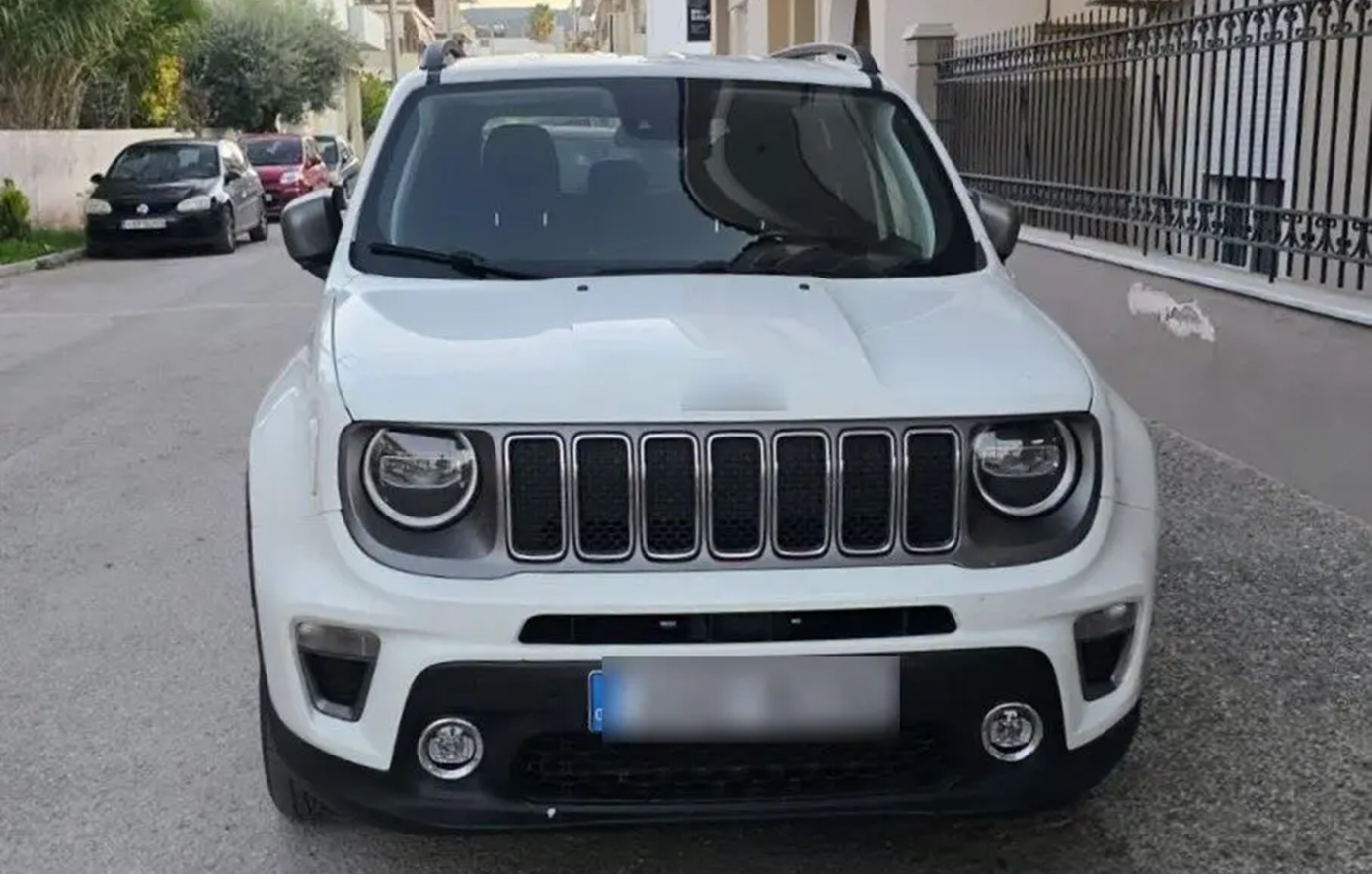 Σπείρα εξαπατούσε ασφαλιστικές με πλαστές κλοπές, κέρδη άνω του 1 εκατ. ευρώ – 10 συλλήψεις σε Αττική και Τύρναβο