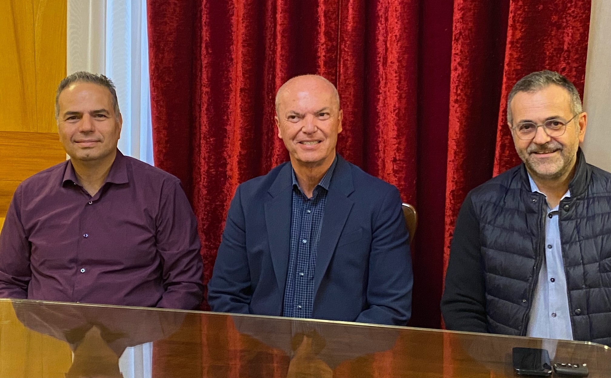 Δ.Αιγιαλείας: Κοινωνικές πρωτοβουλίες και δωρεάν παροχή καυσόξυλων σε οικογένειες