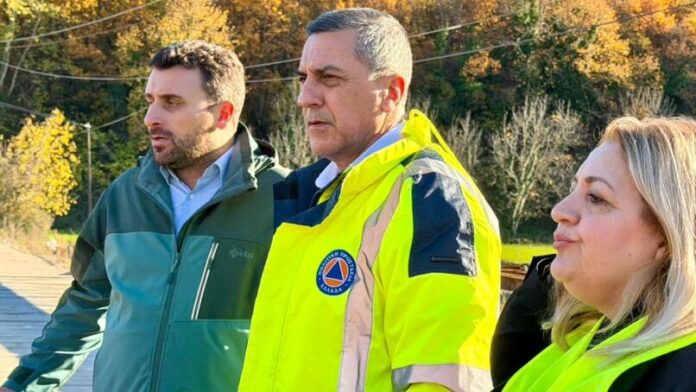 Επίσκεψη Περιφερειάρχη Θεσσαλίας στις πληγείσες ζώνες του Ασπροποτάμου