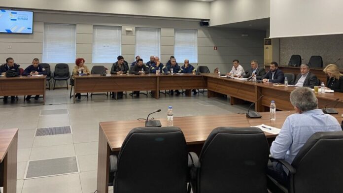 Περιφέρεια Στερεάς Ελλάδας Σύσκεψη για την παράνομη διαχείριση αποβλήτων στα όρια των Δήμων Τανάγρας και Χαλκιδέων