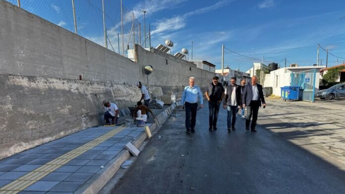 Δ.Ηρακλείου Κρήτης: Δημιουργία υπερυψωμένων διαβάσεων και πεζοδρομίων στη Ν. Αλικαρνασσό