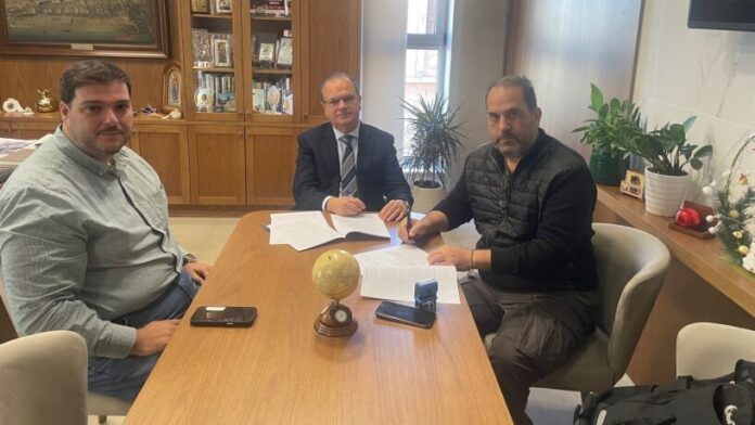 Δ.Ρεθύμνης: Σύμβαση για εργασίες επισκευής και συντήρησης Δημοτικών Κτιρίων