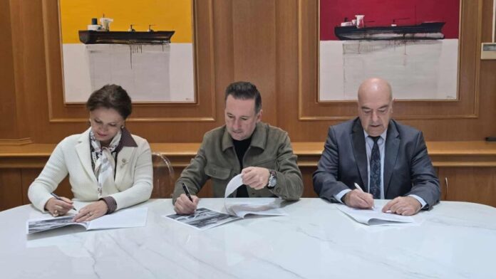 Δ.Αλεξ/πολης: Χορηγία για ενδυνάμωση πολιτικής προστασίας και βελτίωση σχολικών-αθλητικών χώρων