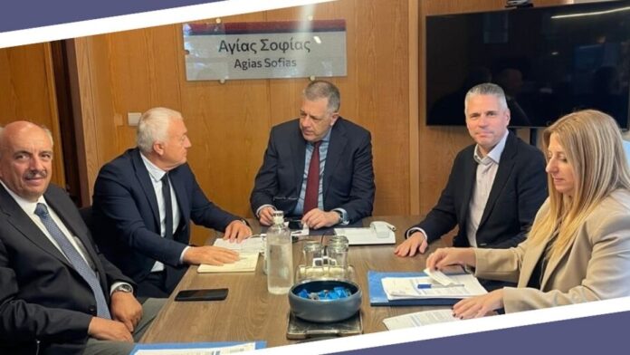 Σύσκεψη Προέδρου Δημοτικού Λιμενικού Ταμείου Θήρας με τον Αναπληρωτή Υπουργό Υποδομών
