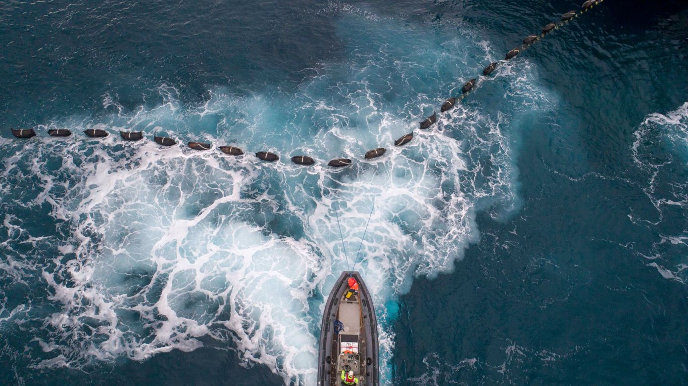 Ευρωπαϊκή Επιτροπή: «Η ηλεκτρική σύνδεση Ελλάδας-Κύπρου αποτελεί στρατηγική προτεραιότητά μας»