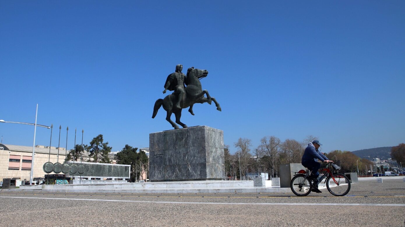 Έφυγε από τη ζωή ο γλύπτης Ευάγγελος Μουστάκας