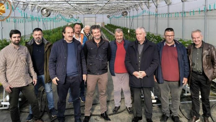 Επίσκεψη Δημάρχου Αμυνταίου στα καινοτόμα γεωθερμικά θερμοκήπια