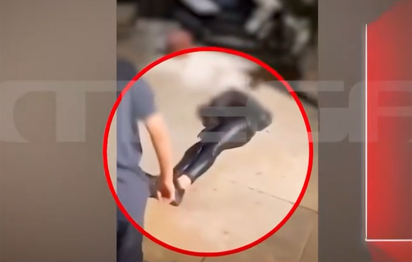 Σοκαριστικό βίντεο: 16χρονη κοπέλα δέχθηκε βίαιη επίθεση από ανήλικες – Την έριξαν στο έδαφος και την κλωτσούσαν στο κεφάλι