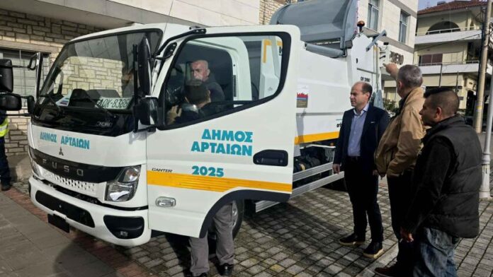 Καινούργιο όχημα για την Υπηρεσία Καθαριότητας του Δήμου Αρταίων