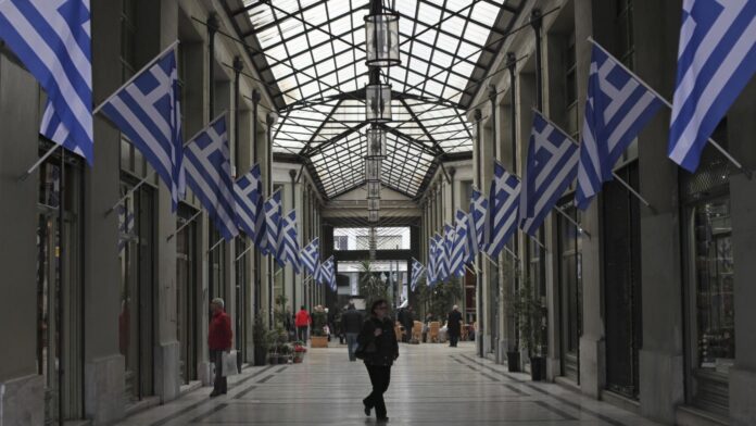 Η αναβάθμιση της ελληνικής οικονομίας από τον Fitch – Μαρινάκης: Η Ελλάδα προοδεύει και χρειάζεται περαιτέρω βελτίωση