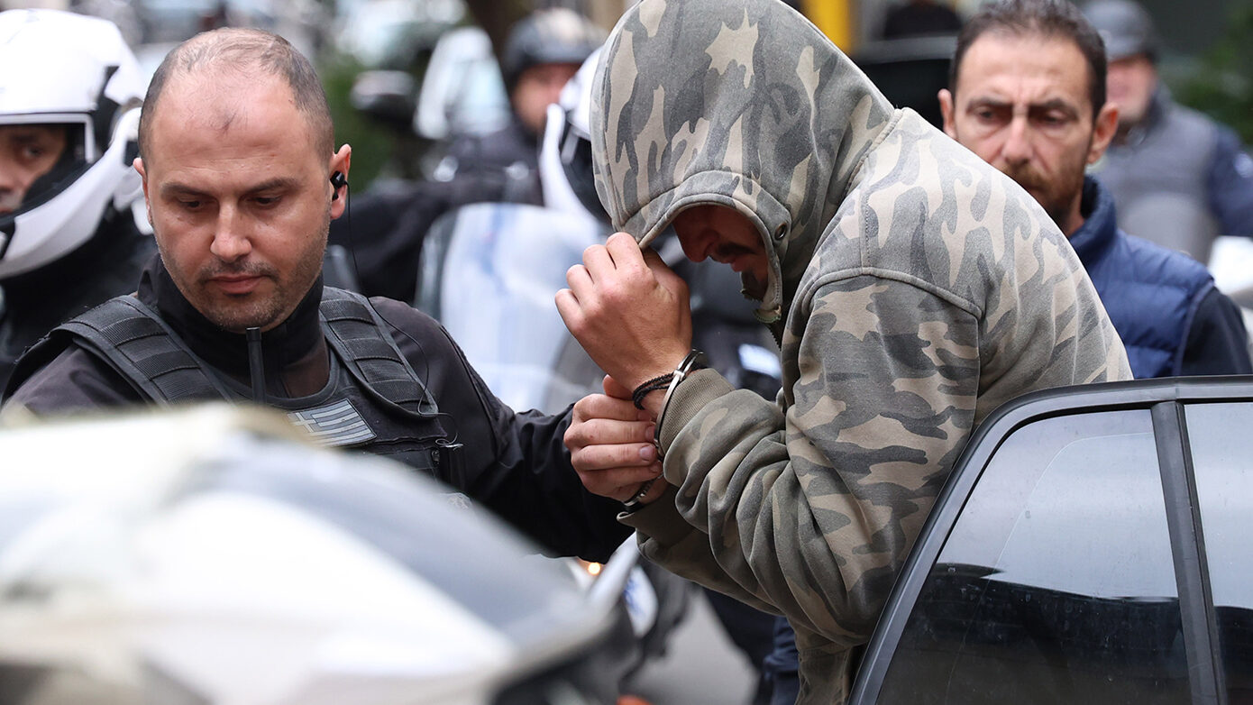 Αιματοχυσία στα Βορίζια: Προθεσμία για απολογία έλαβε ο 23χρονος για την έκρηξη στο σπίτι των Φραγκιαδάκηδων