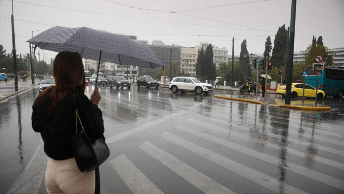 Επείγον δελτίο καιρού: Ισχύει η πορτοκαλί ειδοποίηση για έντονες καταιγίδες – Τι αναμένεται σύντομα
