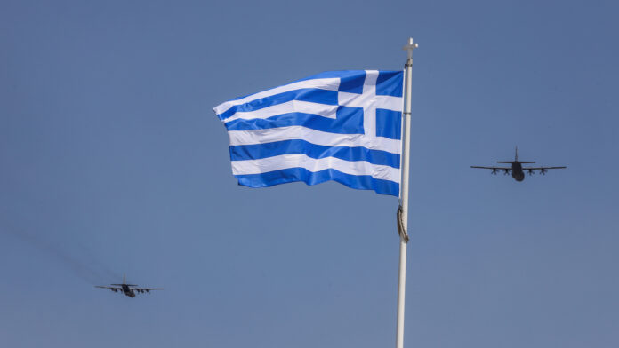 Πώς η Ελλάδα σκοπεύει να ανανεώσει τον στόλο μεταγωγικών αεροσκαφών: Είχαμε απομείνει με ένα C-130