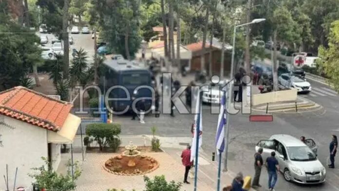 Βορίζια: Έκτακτα μέτρα προστασίας στο Βενιζέλειο Νοσοκομείο και στο ΠΑΓΝΗ για αποτροπή κλιμάκωσης – Σε αυξημένη επιφυλακή το ΕΚΑΒ