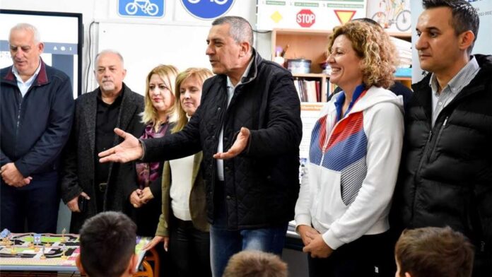 Ο Δ. Κουρέτας στο 7ο Δημοτικό Σχολείο Τρικάλων: «Ασφαλής Ποδηλασία με το ΕΣΠΑ»