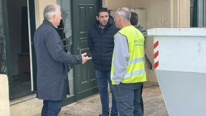 Περιφέρεια Αττικής: Δράση καθαρισμού από τον Δήμο Δελφών στο «Γηροκομείο Άμφισσας»