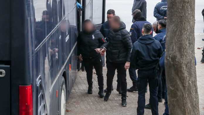 Φόνος Άλκη Καμπανού: Έντονα επεισόδια πριν την έναρξη της δίκης