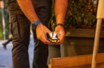 Πρόστιμα και σφραγίσεις σε καταστήματα για παράνομες κατασκευές στον Δήμο Αθηναίων