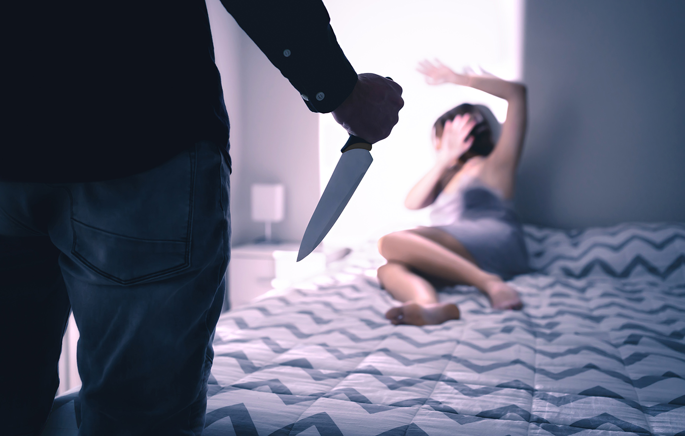 Πατέρας επιτέθηκε με μαχαίρι στην κόρη του στο Αιγάλεω