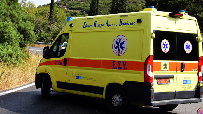 Ανησυχία για γυναίκα που χτυπήθηκε από αυτοκίνητο στα Χανιά – Νοσηλεύεται στη ΜΕΘ