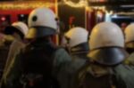Εξάρχεια: Έρευνα για τη βία των ΜΑΤ σε πελάτες καταστημάτων στα Εξάρχεια