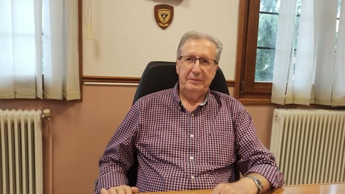 Δήμαρχος Νεστορίου: «Τεράστιες ζημιές και καταστροφές – Οι πολίτες να αποφεύγουν κινήσεις κοντά σε ποτάμια και ρέματα.»
