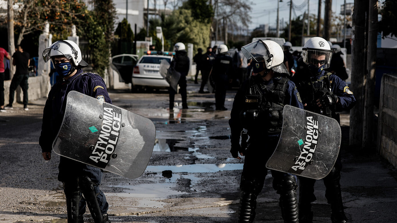 Από αύριο αρχίζει το πρόγραμμα αστυνόμευσης σε κοινότητες Ρομά – Συμμετοχή 473 αστυνομικών και ειδικών διαμεσολαβητών